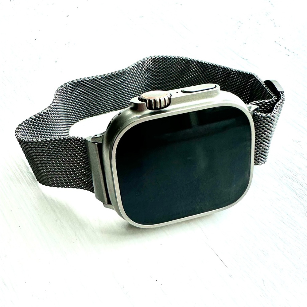 Apple Watch Ultra 2 With Natural Milanese Titanium Loop Band